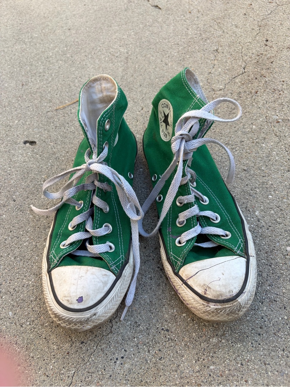 Converse Women's Green Canvas High-Top Sneakers. Good condition size 7.5